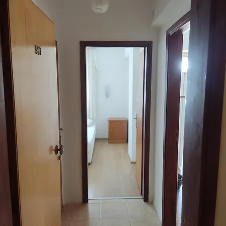 Villa Apart Hotel アパートホテル 3*