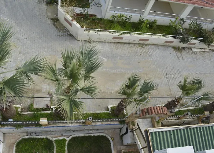 Villa Apart Hotel 古穆杜尔