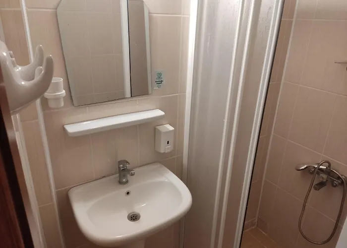 Villa Apart Hotel 古穆杜尔