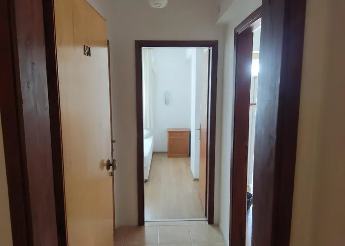 Villa Apart Hotel 公寓式酒店 3*