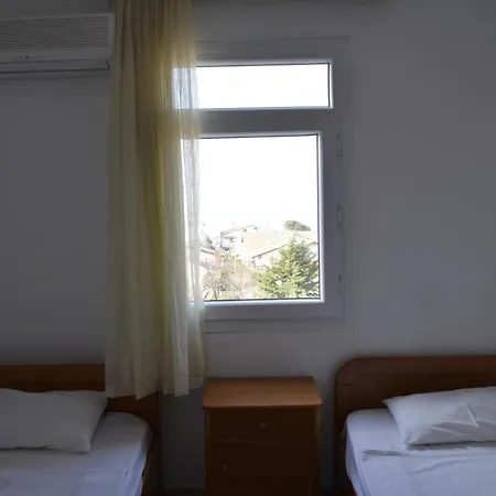 Apart Aparthotel *